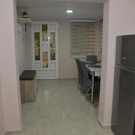 Apartament Milivojevic *